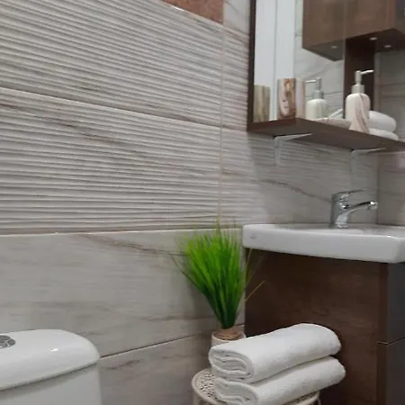 нава 8 * ブルガス