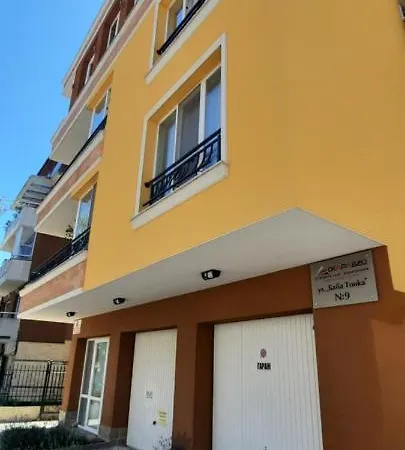 нава 8 Apartmán *