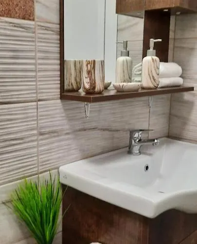 нава 8 Apartment